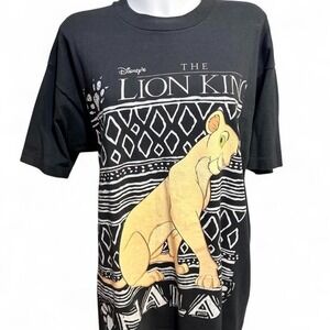 0158 Vintage Lion King Graphic Tshirt